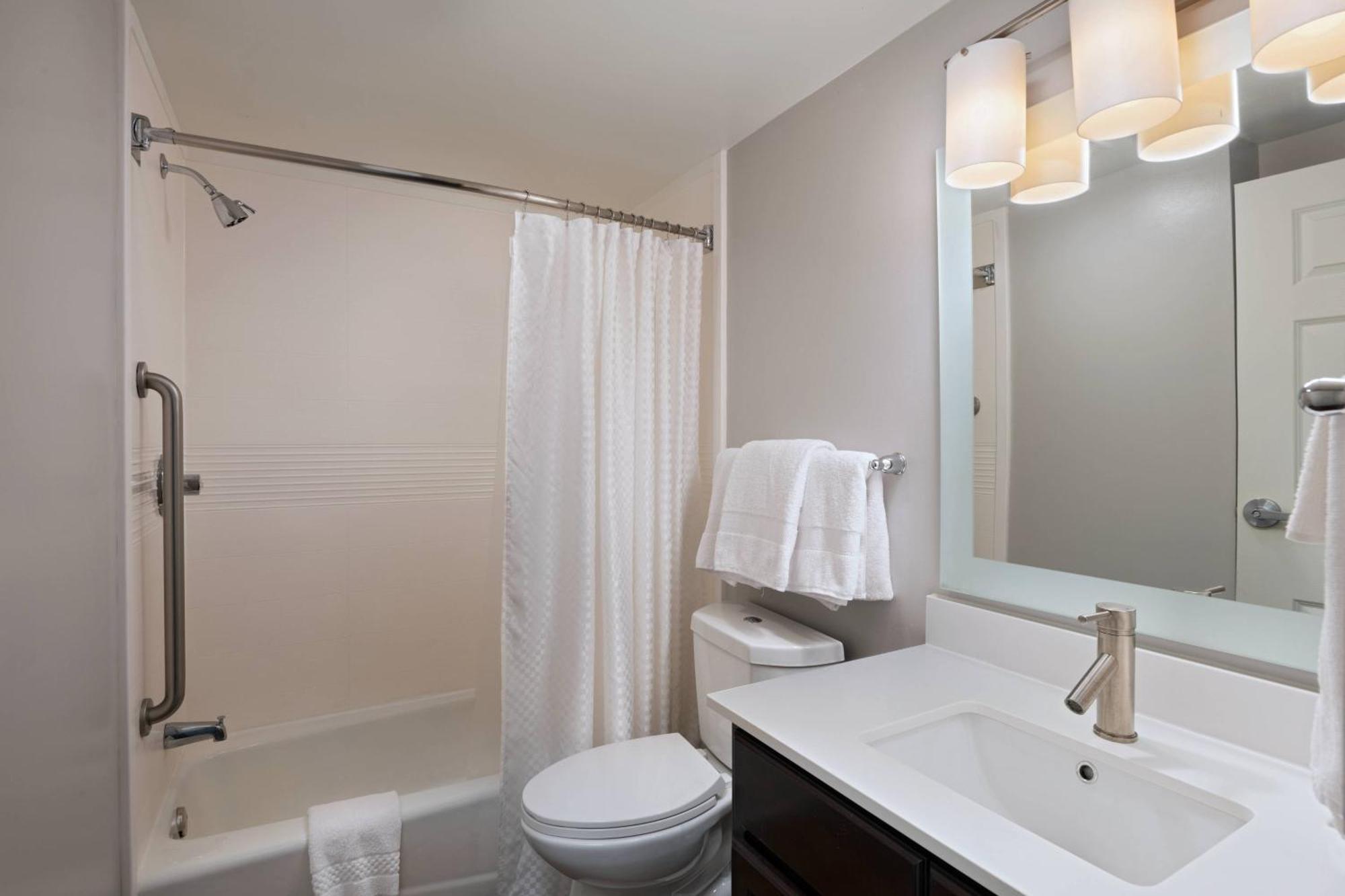 Towneplace Suites By Marriott Baton Rouge South Exterior photo